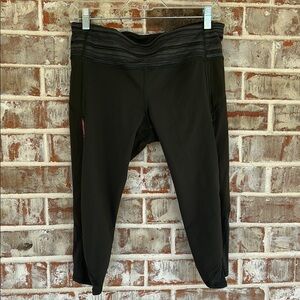 lululemon athletica Green Gator Cyber Pink Racer Stripe Cropped Leggings